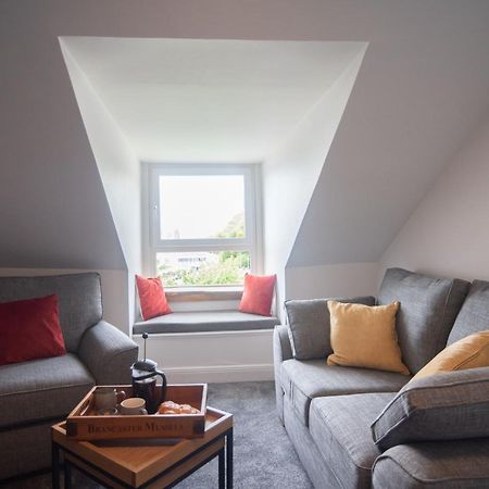 Burnbank Apartment โอบาน ภายนอก รูปภาพ